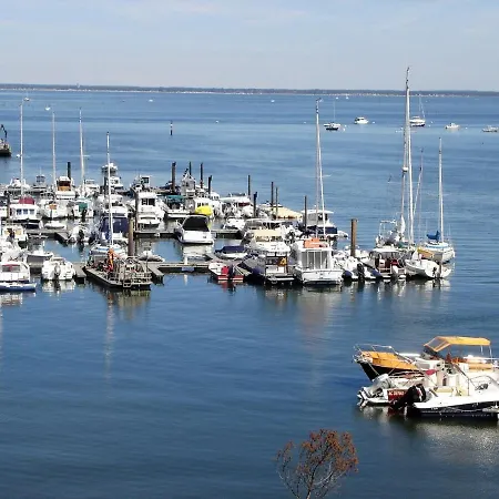Arcachon: Studio Renove, Terrasse Avec Vue, Acces Plage, Parking Securise - Fr-1-420-11 * Arcachon